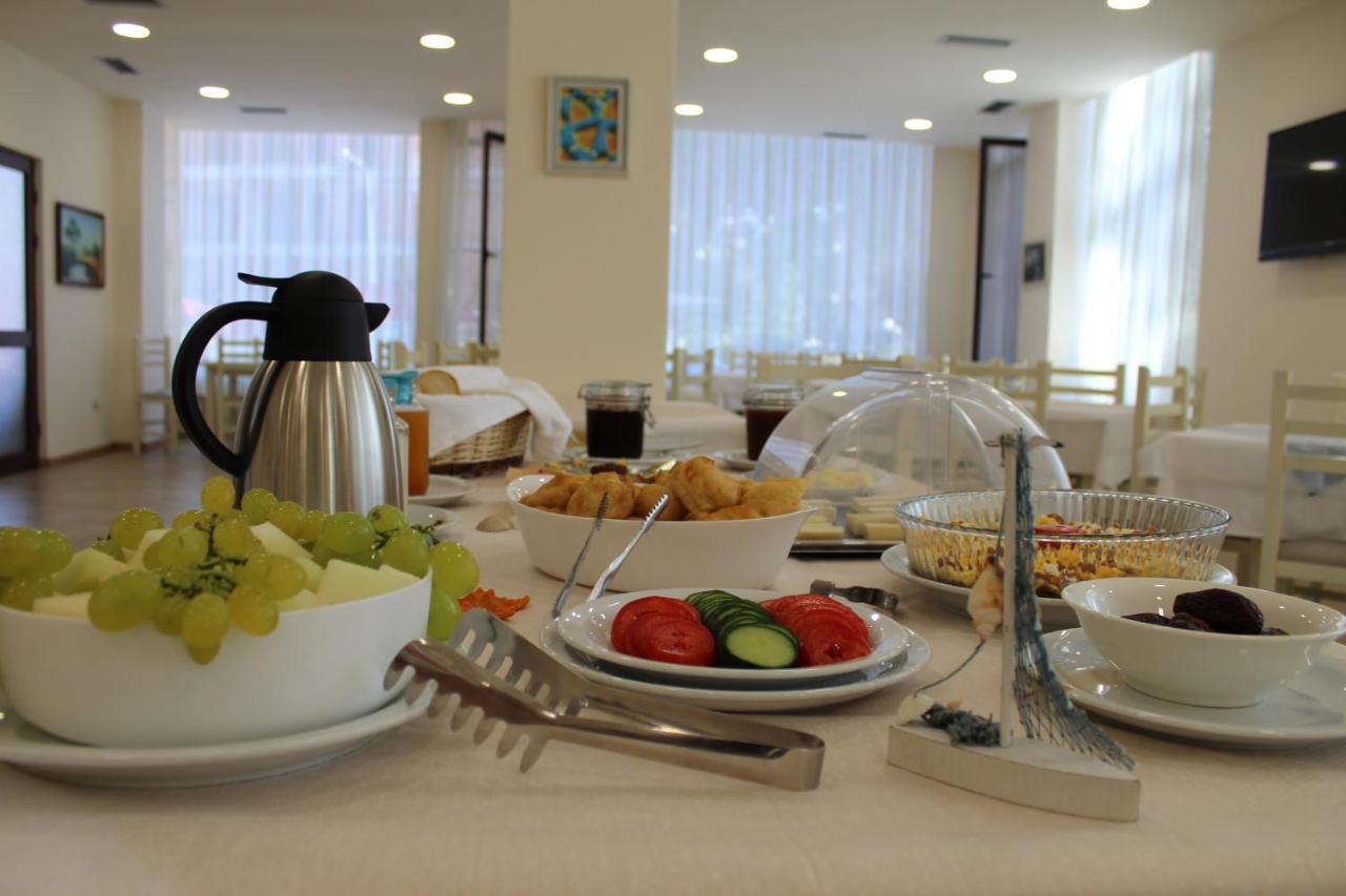Hotel Villa Aljor Golem  Buitenkant foto